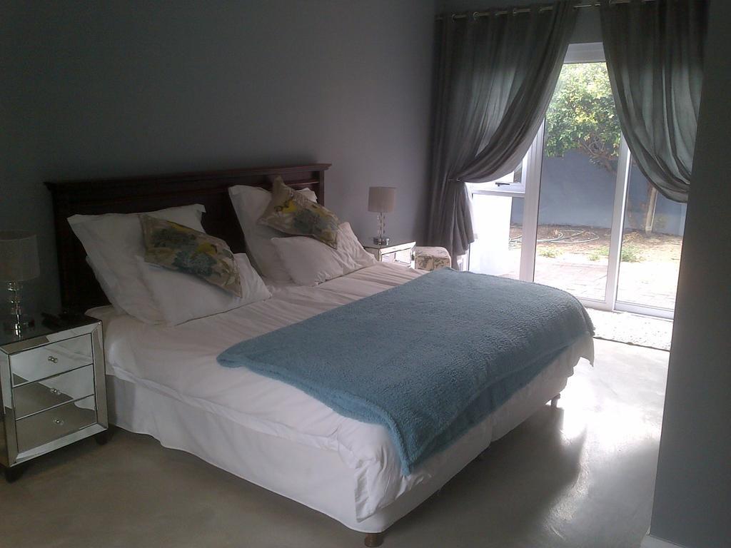 Garden Gate Guest House Puerto Elizabeth Habitación foto